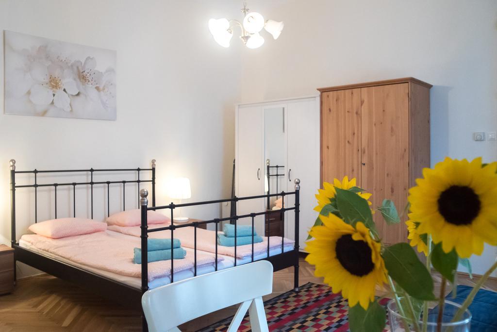 Friendly Home In The Center Budapest Luaran gambar