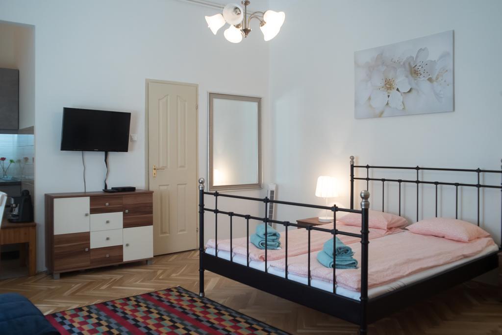 Friendly Home In The Center Budapest Luaran gambar