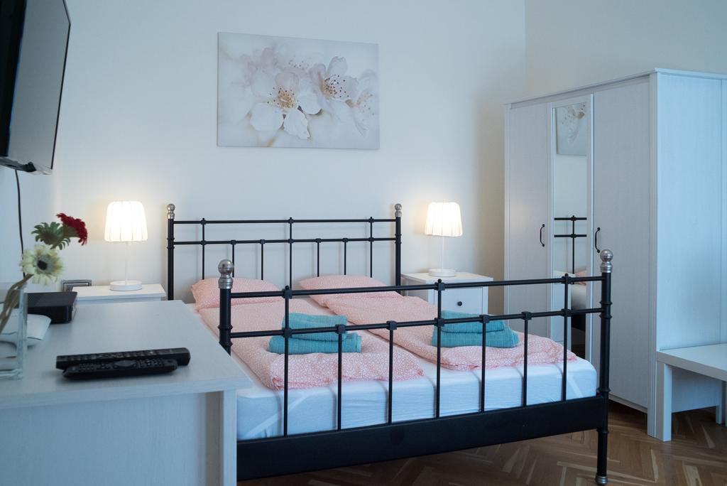 Friendly Home In The Center Budapest Luaran gambar